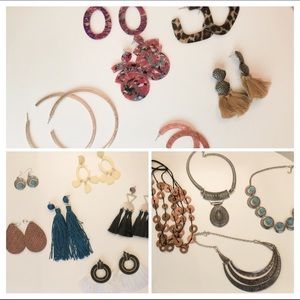 Paparazzi—HUGE 16 piece Jewelry Lot!